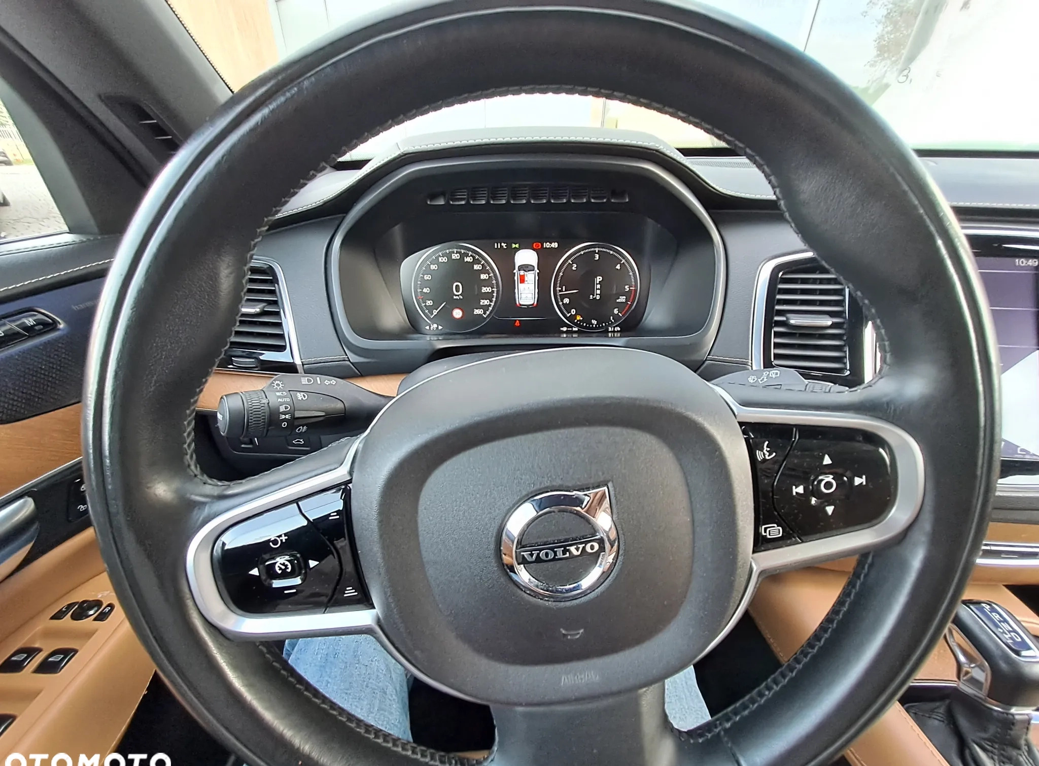 Volvo XC 90 cena 158670 przebieg: 229402, rok produkcji 2018 z Błonie małe 596